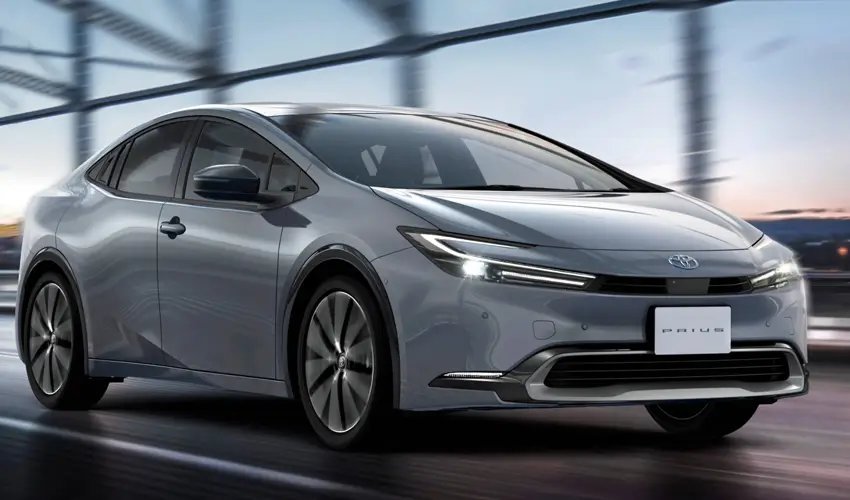 KINTOでプリウスに乗れる！どんな車？